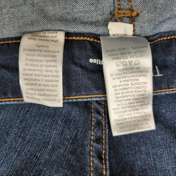 Time & Tru Womens Booty Shorts Size 20 Denim Blue Jean Dark Wash Mid Rise NWT - Picture 4 of 5